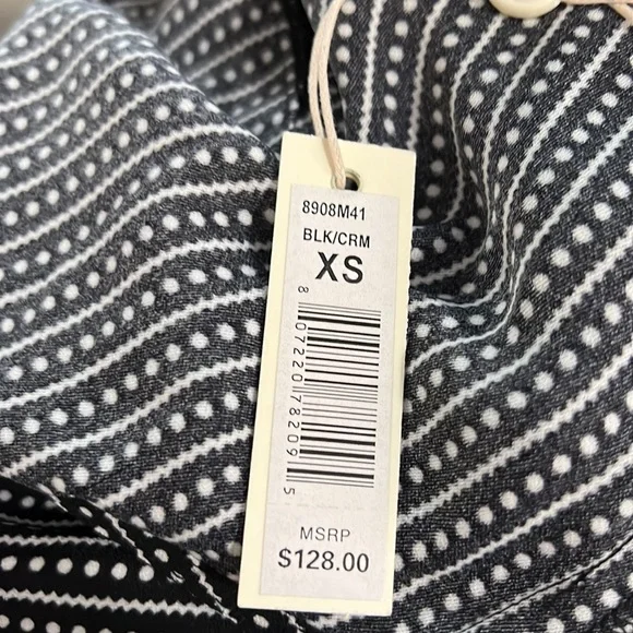 Max Studio Black/Cream V-Neck Jumpsuit. - Picture 9 of 10